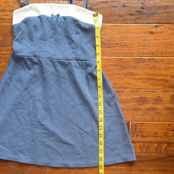 Ava & Yelly Nordstrom Big Girls Sleeveless Bow Front Sheath Dress, size 10 youth - Picture 5 of 6